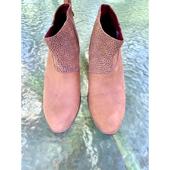 TOMS Leilani Brown Suede Leather Ankle Bootie with Cheetah Print Size 8.5 - Picture 7 of 7